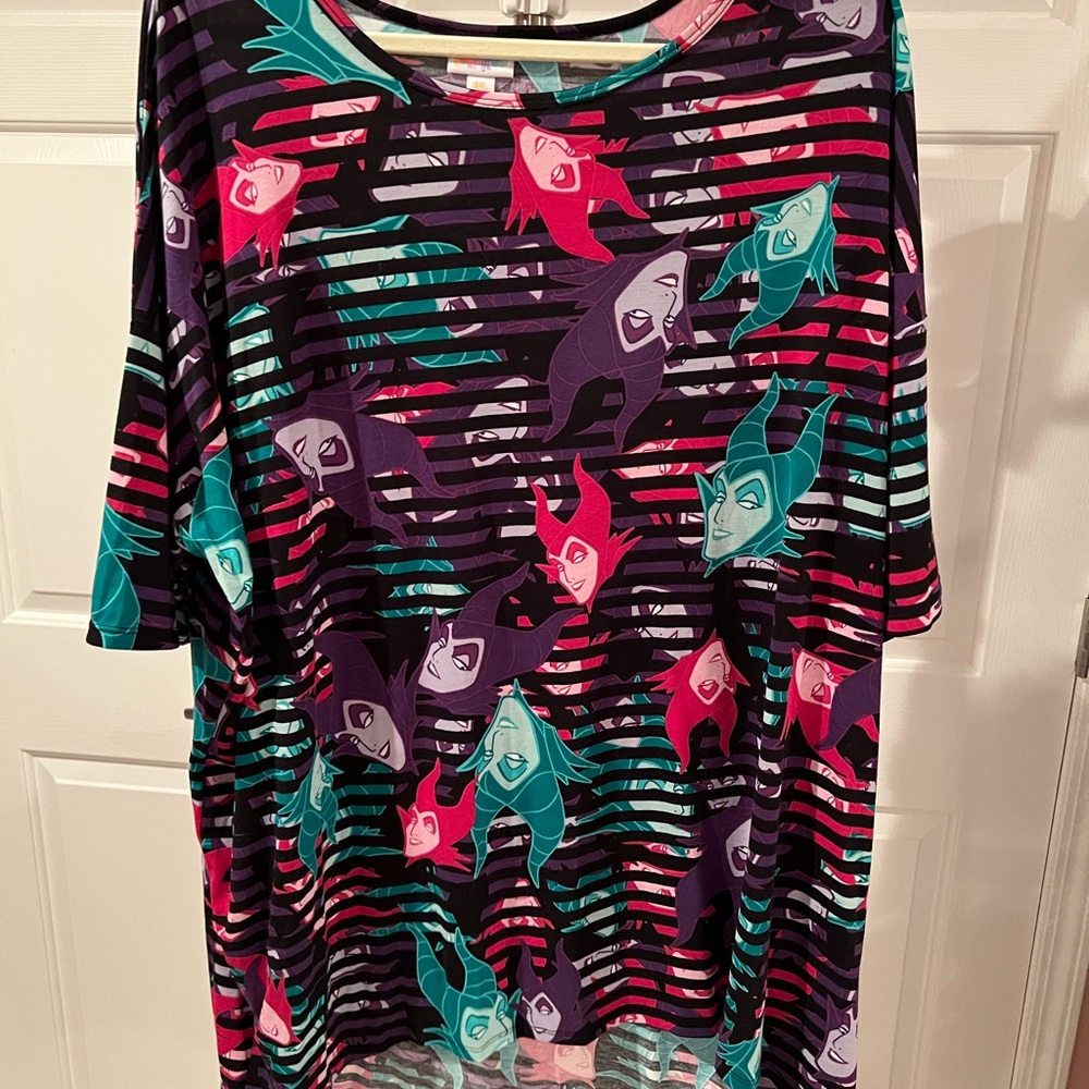 LuLaRoe Irma Tunic with Disney Maleficent Print 3X EUC